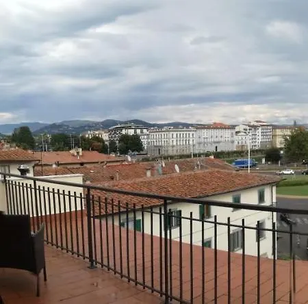 Oda ve Kahvaltı La Terrazza Di Paola *